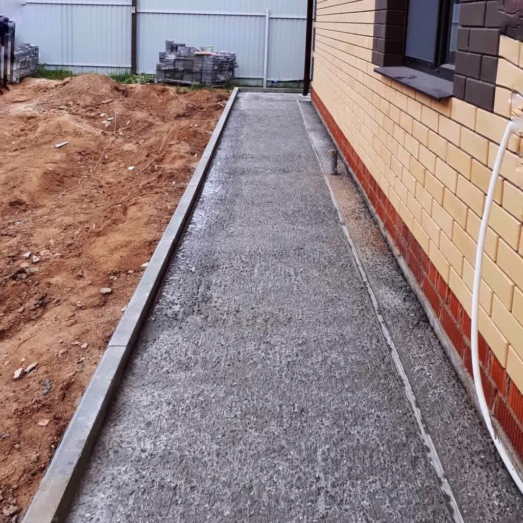 тротуарная плитка +на бетонную отмостку